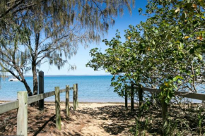Boat Harbour Studio Apartments and Villas